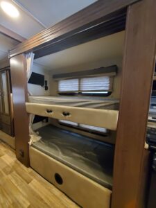 2018 THOR MOTOR COACH A.C.E. – $50,000
