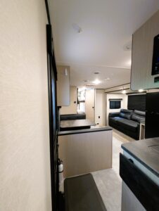 2023 APEX ULTRA-LITE ~ $29,750