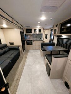 2023 APEX ULTRA-LITE ~ $29,750