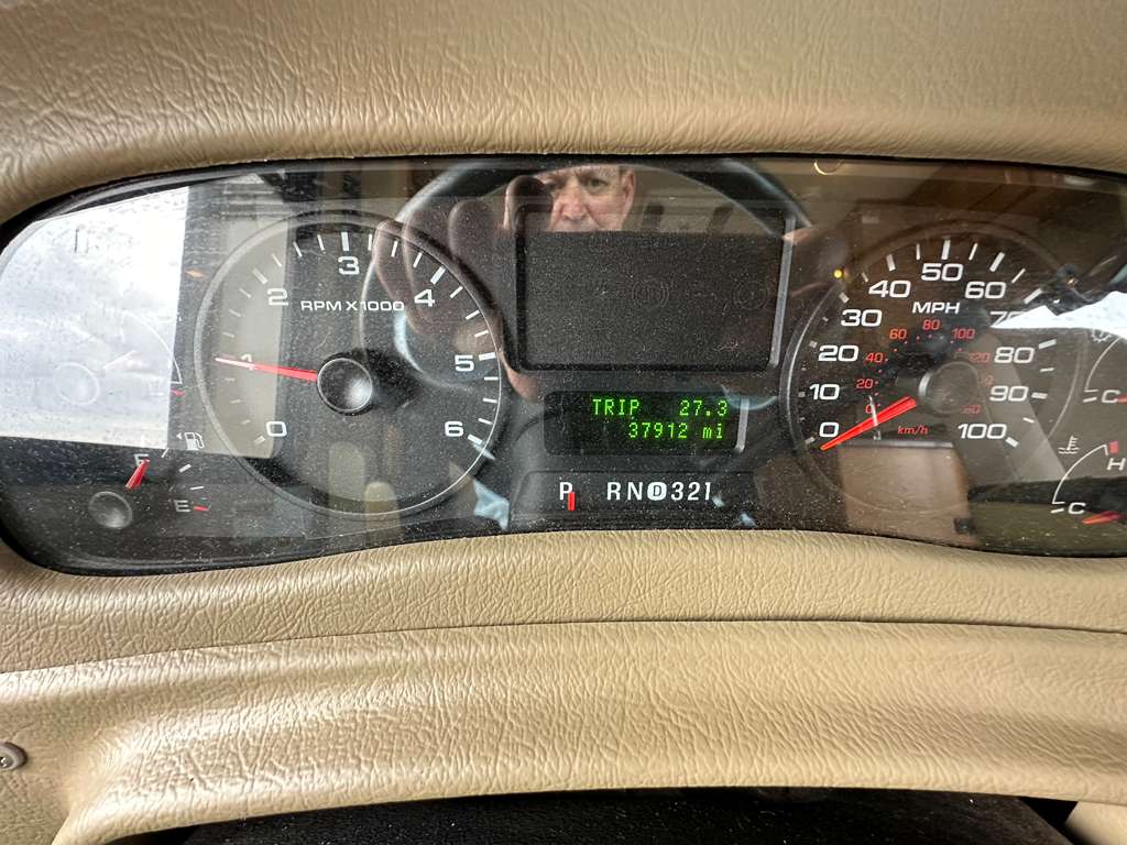 2016 THOR MOTOR COACH MIRAMAR 34.2 – $57,900