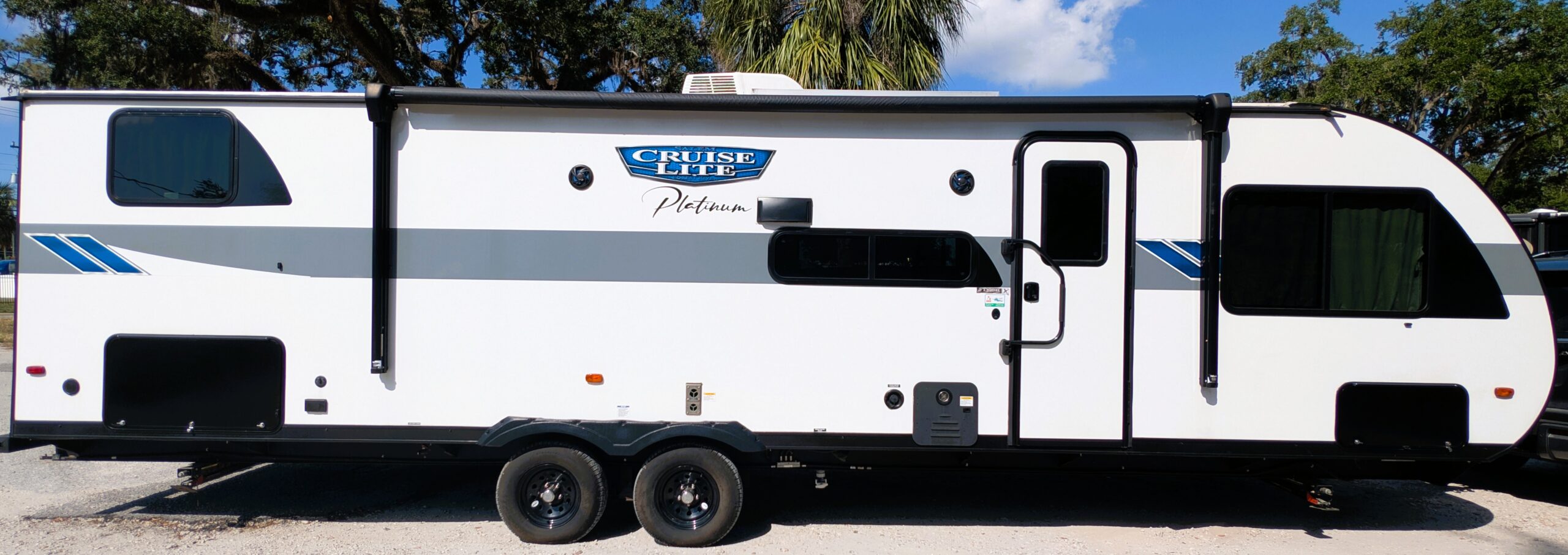 2024 Forest River Cruise Lite Platinum – $30,000