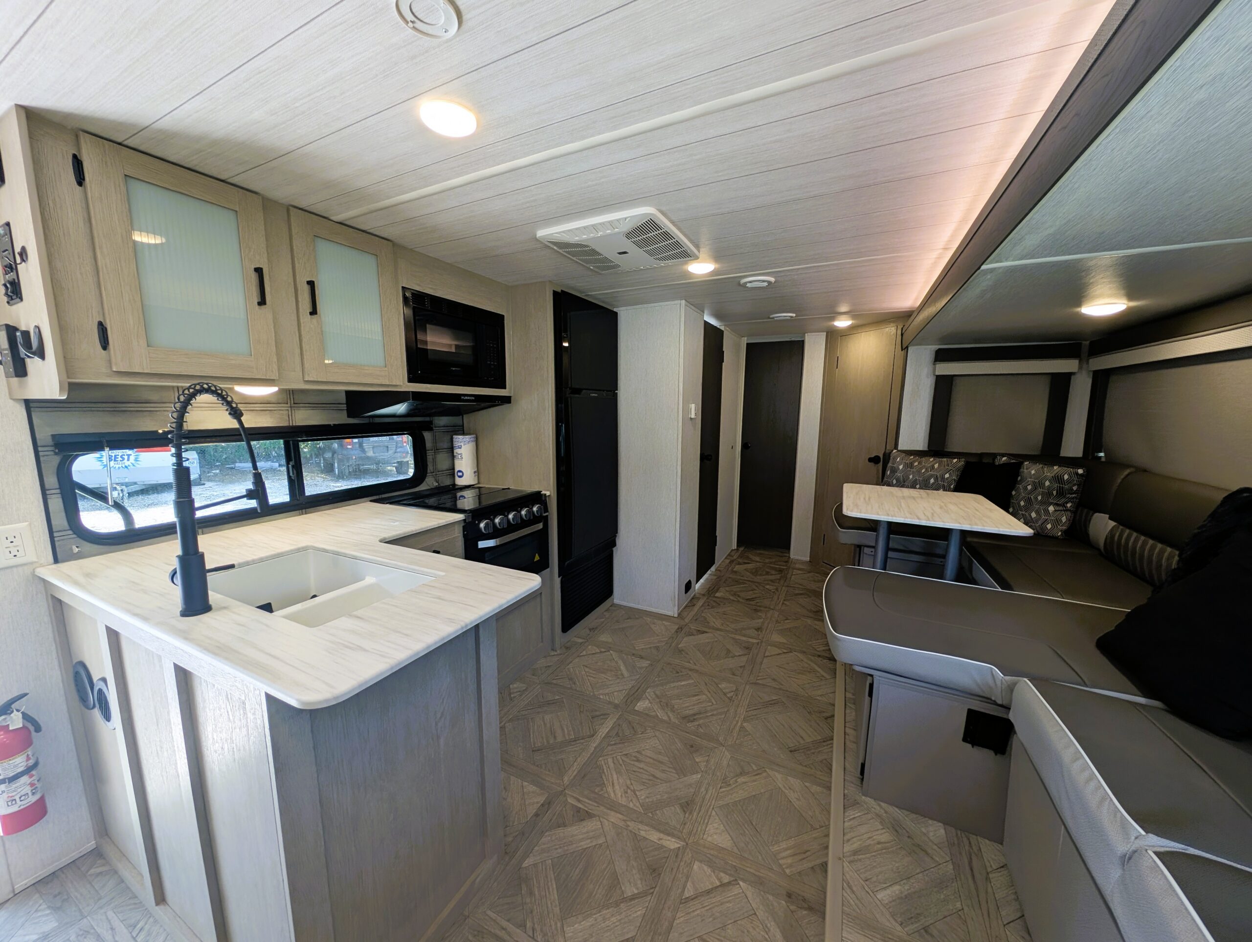 2024 Forest River Cruise Lite Platinum – $30,000