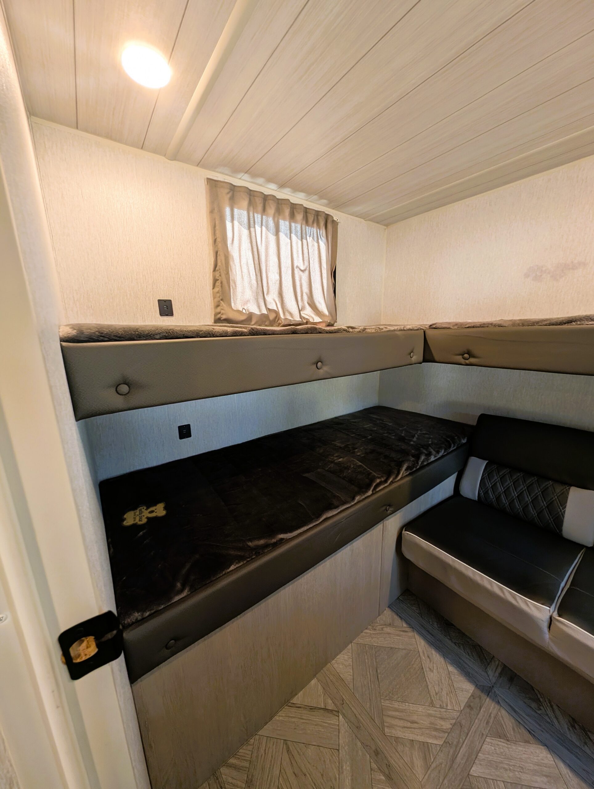 2024 Forest River Cruise Lite Platinum – $30,000