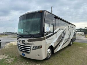 2016 THOR MOTOR COACH MIRAMAR 34.2 – $57,900