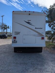 2013 ITASCA SUNSTAR 26HE – $20,000