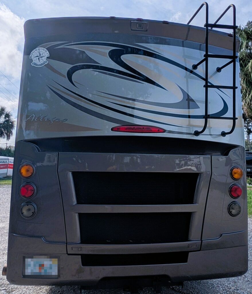 2013 Tiffin Allegro Breeze 32BR diesel pusher for sale – exterior rear