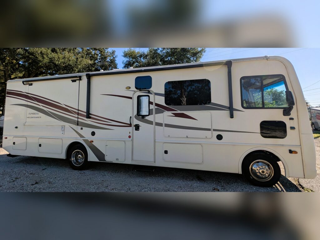 2019 Holiday Rambler Admiral 32S for sale, photo 01