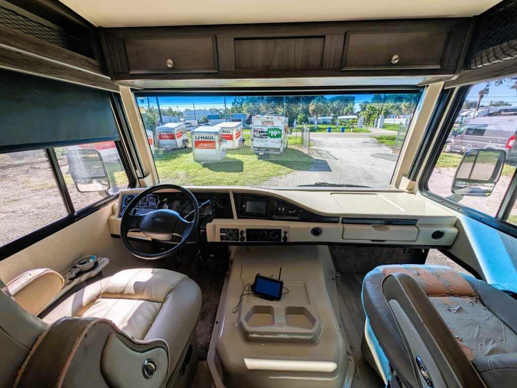2019 Holiday Rambler Admiral 32S for sale, photo 07