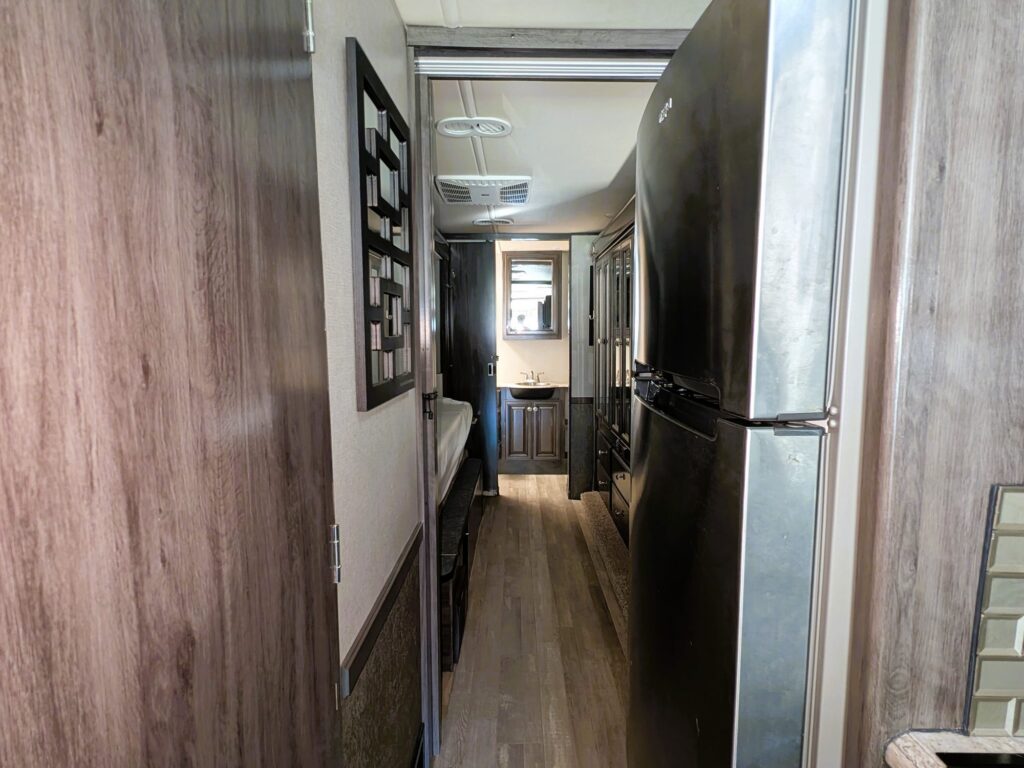 2019 Holiday Rambler Admiral 32S for sale, photo 09