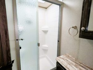 2019 Holiday Rambler Admiral 32S for sale, photo 13