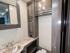 2019 Holiday Rambler Admiral 32S for sale, photo 14