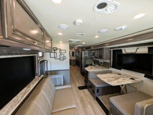 2019 Holiday Rambler Admiral 32S for sale, photo 16