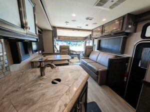 2019 Holiday Rambler Admiral 32S for sale, photo 18