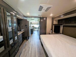 2019 Holiday Rambler Admiral 32S for sale, photo 23